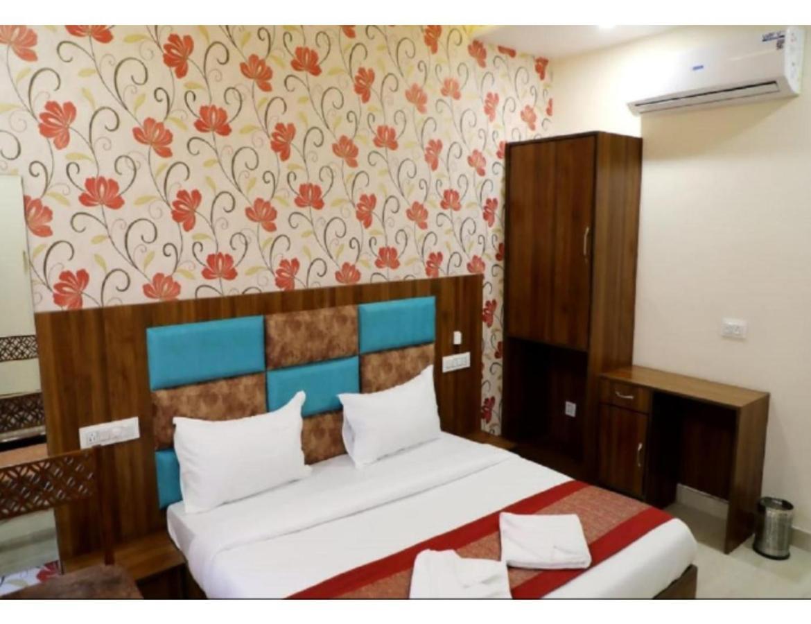 Hotel Royal Villa 2, Αμριτσάρ Εξωτερικό φωτογραφία
